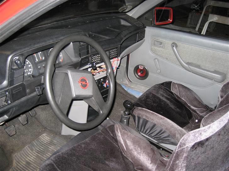 Opel kadett 1,3 s billede 10