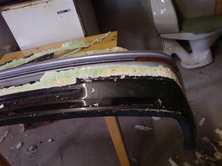 Toyota corolla DØD - sierra spoile monteret på en toyota kofanger, et helvedes arbejde billede 7