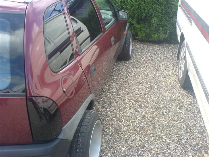 Toyota Kategorina 2000 GLI Solgt - min første bil. med 285 bagdæk :) billede 4