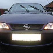 Opel Vectra B 2,0 16V GL Plus