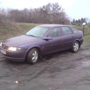 Opel Vectra B 2,0 16V GL Plus