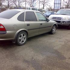 Opel Vectra 1,6 16V***SOLGT***