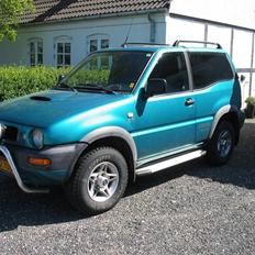 Nissan Terrano 2,7 SR (SOLGT)