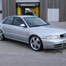 Audi A4 1.6 *Solgt*