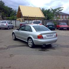 Audi A4 1.6 *Solgt*