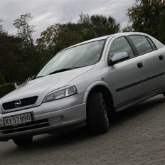 Opel Astra 16V