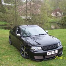 Audi  A4 slogt