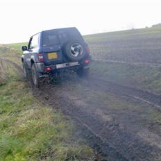 Nissan Patrol Y61 (SOLGT) 