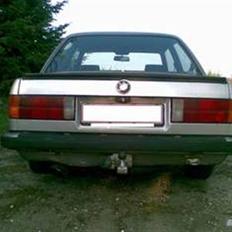 BMW 320i "vinterbimse" (Skrottet)