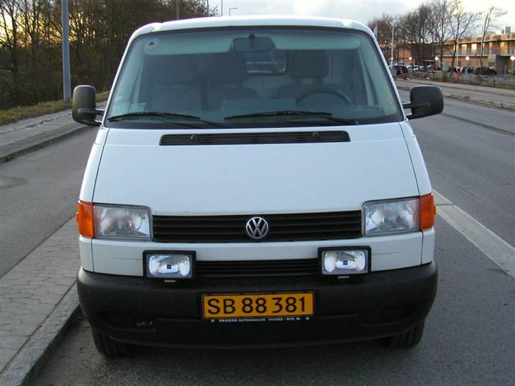 VW Transporter 2,4 TDi  billede 2