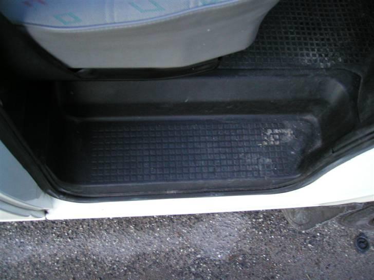 VW Transporter 2,4 TDi  billede 11