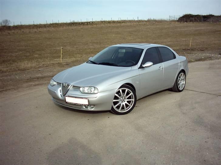 Alfa Romeo 156 billede 1