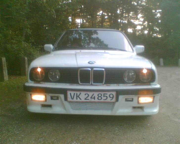 BMW 318i billede 2