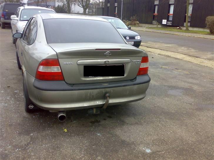 Opel Vectra 1,6 16V***SOLGT*** billede 4