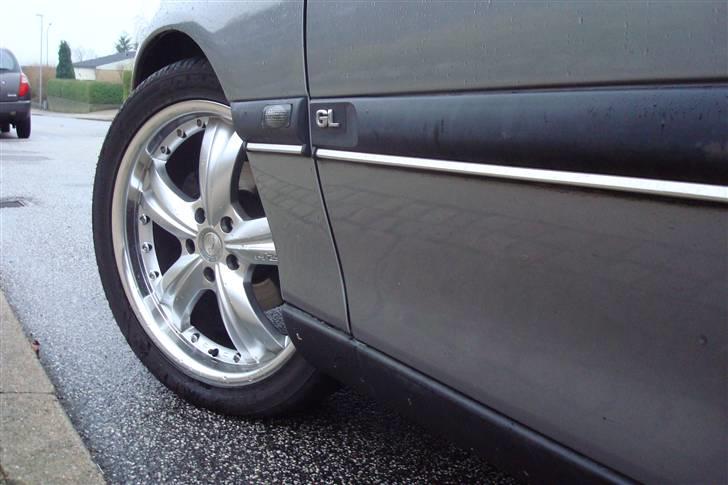 Opel Omega b Solgt billede 10