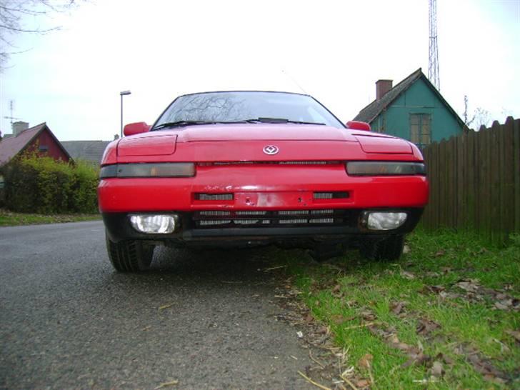 Mazda 323f billede 9