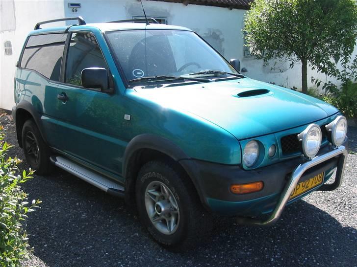Nissan Terrano 2,7 SR (SOLGT) billede 9