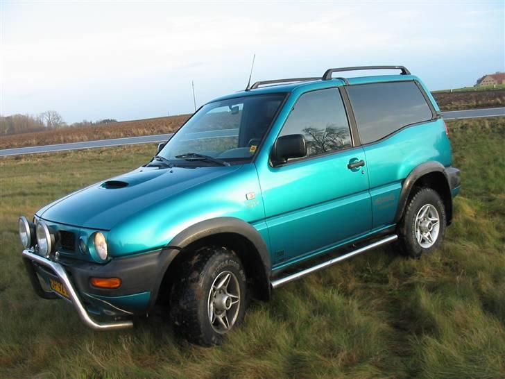 Nissan Terrano 2,7 SR (SOLGT) billede 10