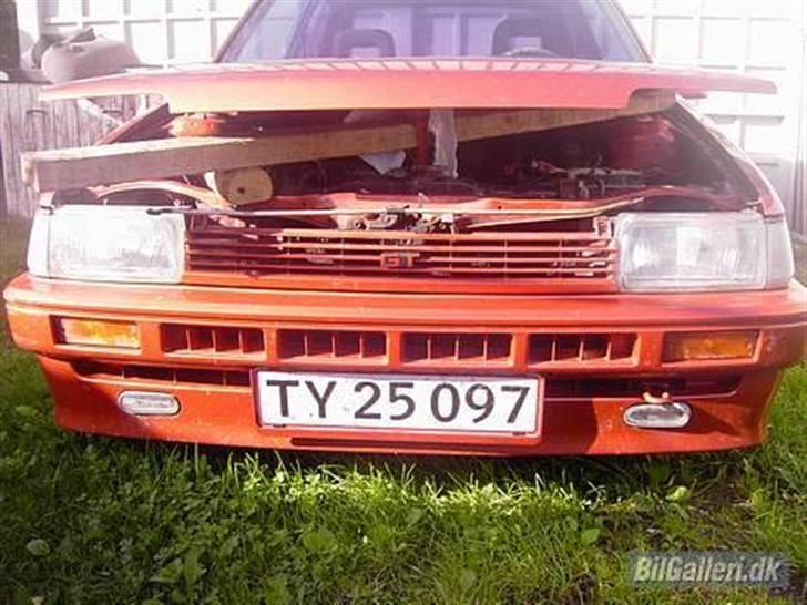 Toyota Corolla gt hugget op - Grimt med indfarvet frill.. billede 2