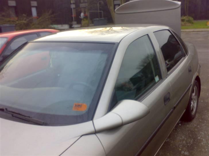 Opel Vectra 1,6 16V***SOLGT*** billede 7