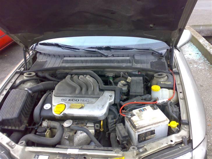 Opel Vectra 1,6 16V***SOLGT*** billede 10