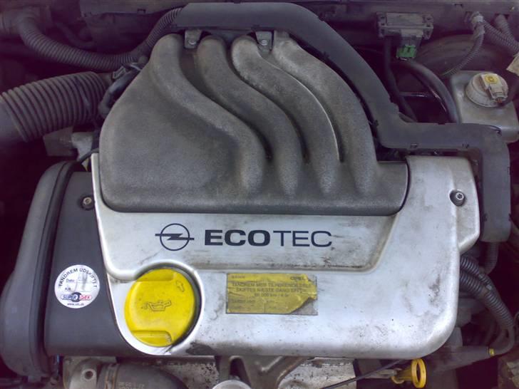 Opel Vectra 1,6 16V***SOLGT*** billede 11