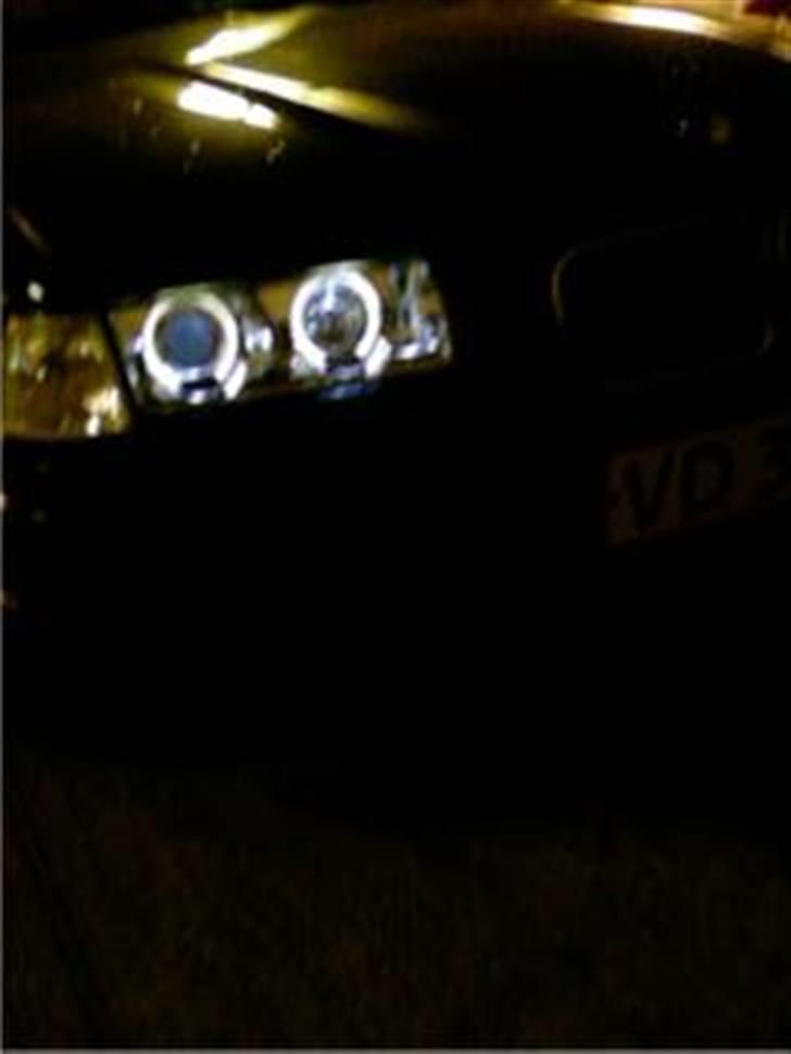 BMW 316i compact solgt - de kedelige gule diode lys er blevet skiftet med hvide xenon-agtigt billede 12