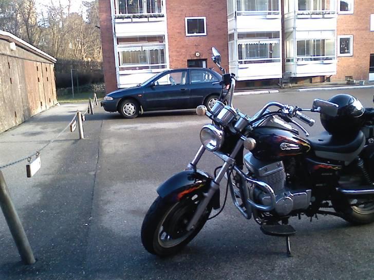 Mitsubishi colt 1300 GLI - de står fint sammen lige hurtige i optræket hahaha billede 11