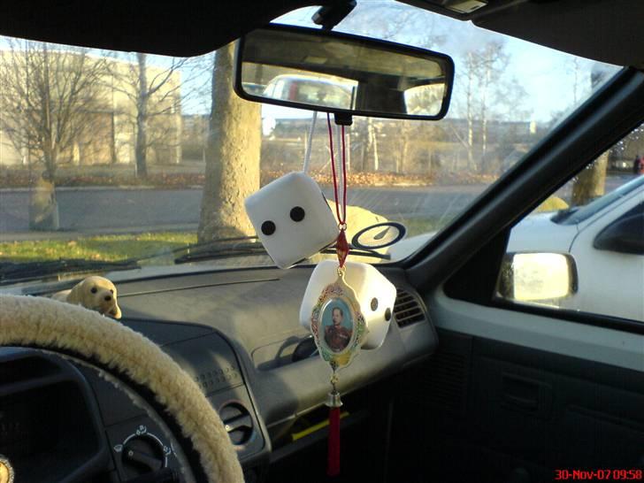 Peugeot 205 1,1 XL (Vinterbil) billede 10