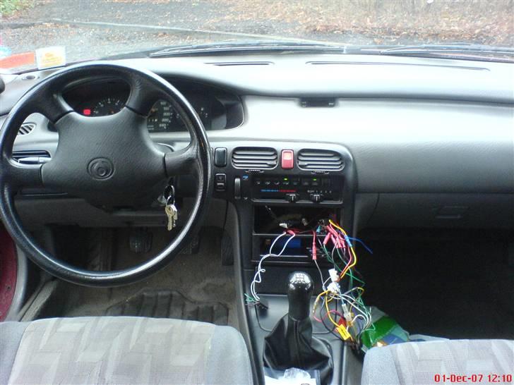 Mazda 626 GE ¤byttet¤ - er ved at lave anlæg. :) billede 8