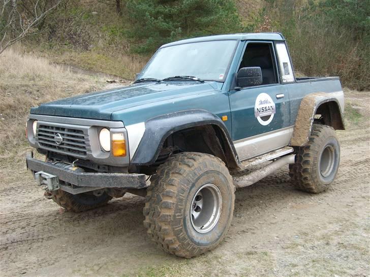 Nissan patrol gr 2,8 bortgivet billede 1