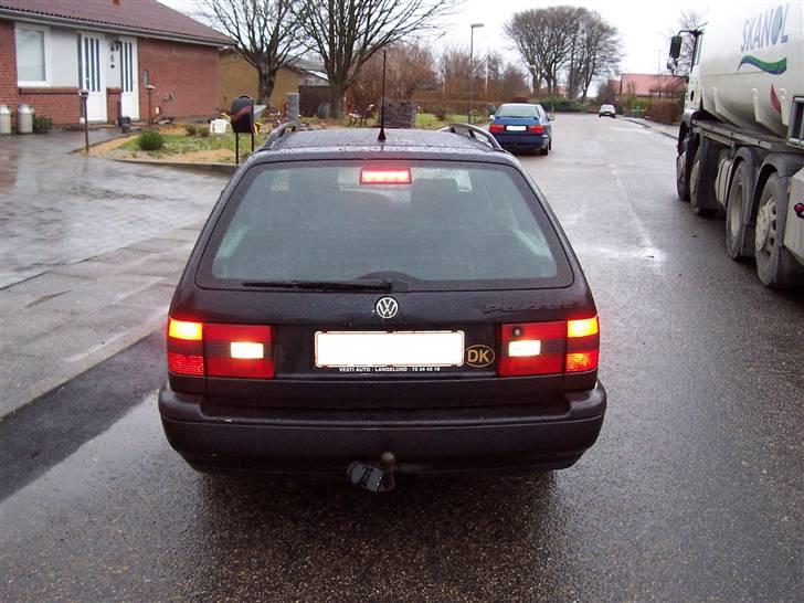 VW Passat 1,9 TDI Court billede 4