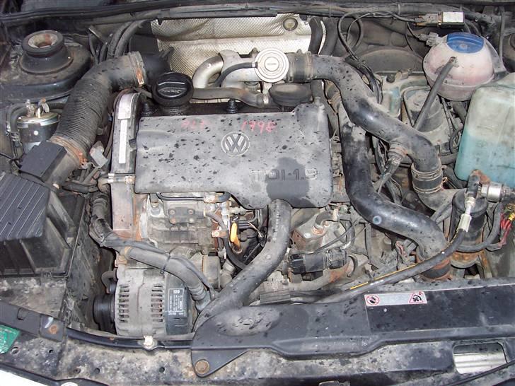 VW Passat 1,9 TDI Court - 1,9 TDI motor fra en golf billede 10