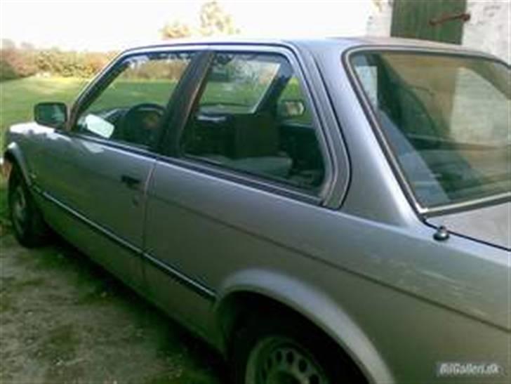 BMW 320i "vinterbimse" (Skrottet) billede 3