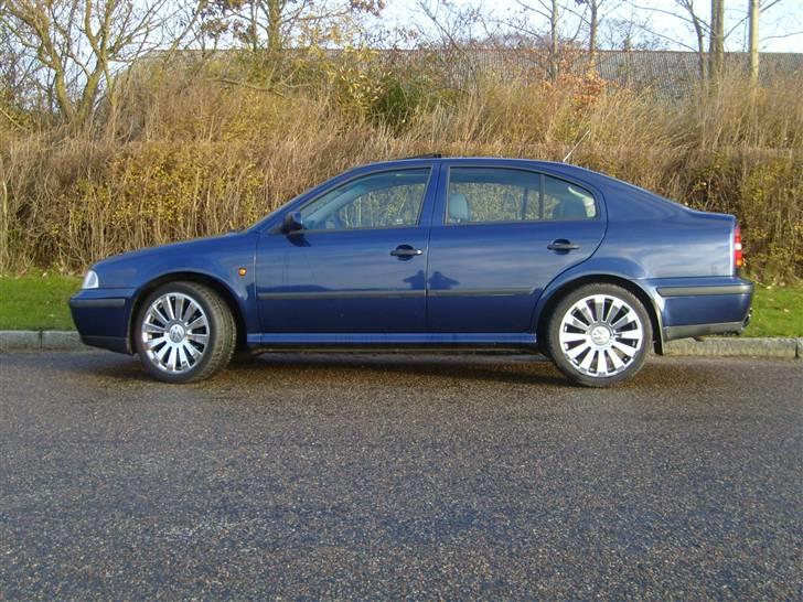 Skoda Octavia 20v slx (solgt) billede 2