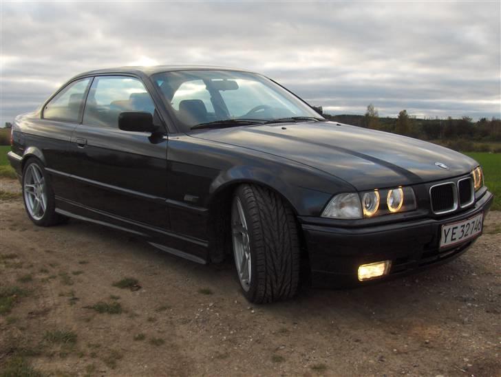 BMW e36 320i Coupe  - Som bilen ser ud pt billede 10