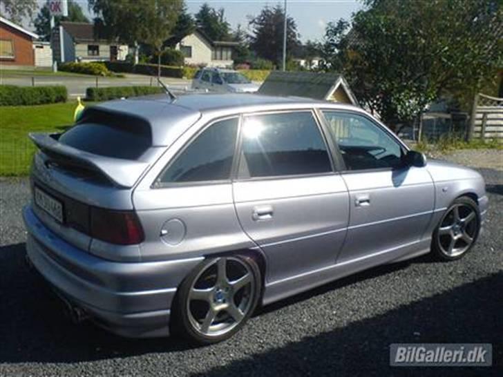 Opel astra billede 2