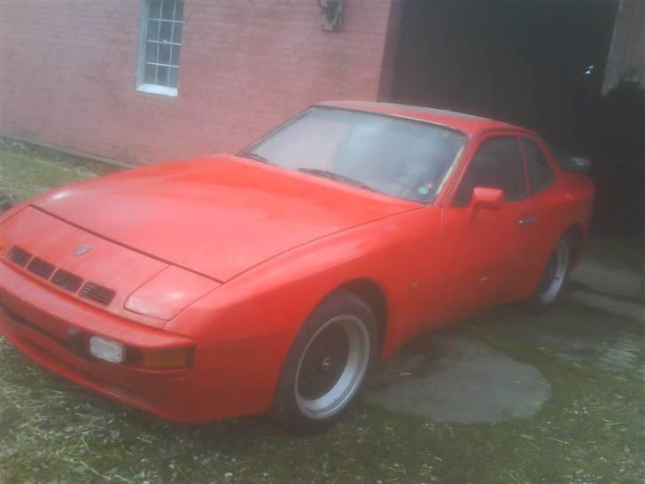 Porsche 924 - nyt* sorry billede kvali, men som den står nu billede 16