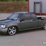 Toyota Hilux lowlux SOLGT