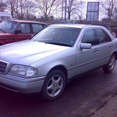 Mercedes Benz C 250 2,5 Elegance
