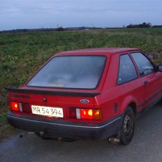 Ford Escort 1,3 cl (solgt)