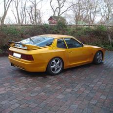 Porsche 944