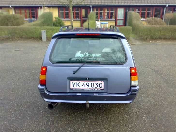 Opel Kadett 2,0i Club st. /GSI billede 2