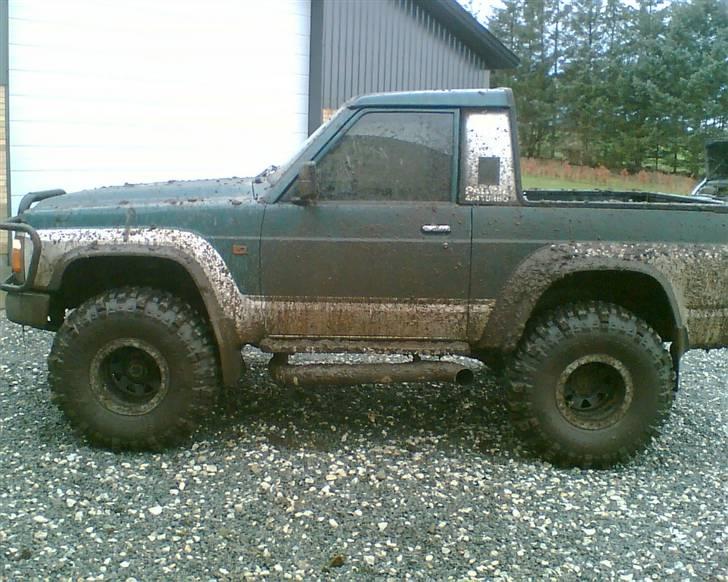 Nissan patrol gr 2,8 bortgivet billede 12