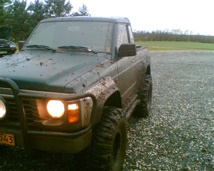 Nissan patrol gr 2,8 bortgivet billede 14