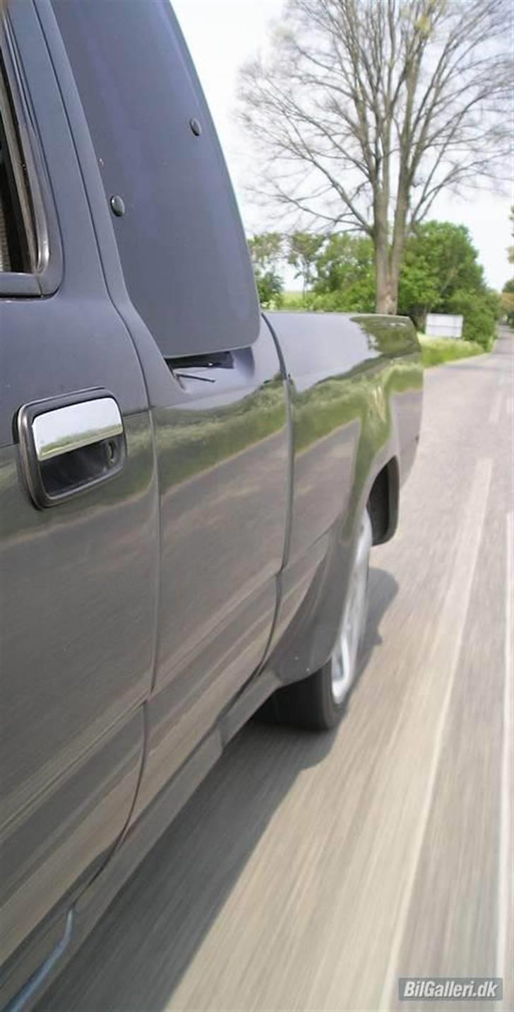 Toyota Hilux lowlux SOLGT billede 10