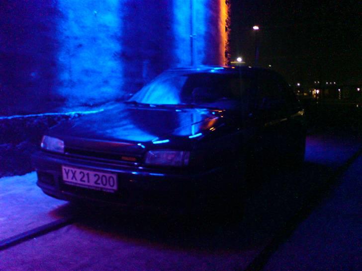 Mazda 323 1.8 Turbo 4WD *død* billede 2