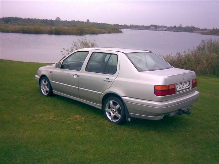 VW Vento 1.8i *Solgt* billede 4