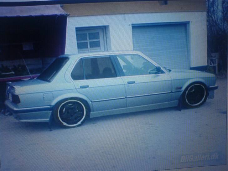 BMW E30 320i.... tøzen - scooop billede 16