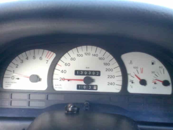 Opel Calibra Last Edition - Det er bare lækkert med hvide skiver, sys det ser okay ud,, billede 3